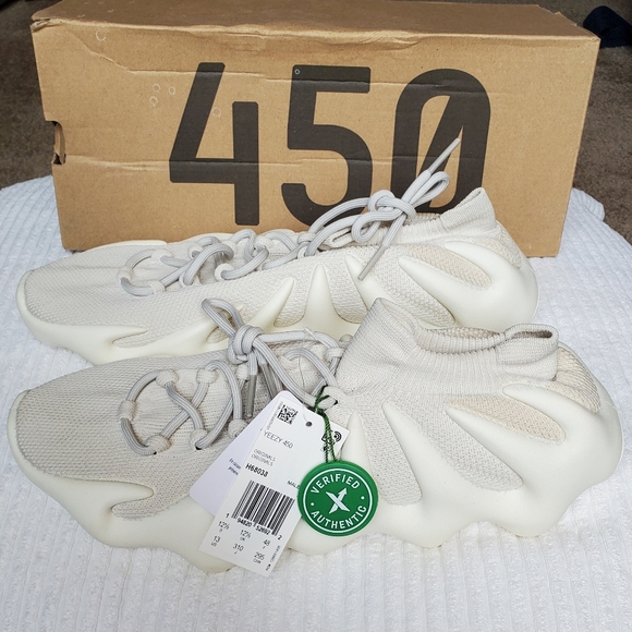 adidas Yeezy 450 Cloud White - Picture 11 of 16